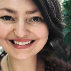 Delia 6 tantra massage koeln